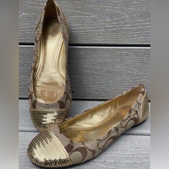Coach Shine Signature Logo Flats, size 8 - Picture 1 of 12
